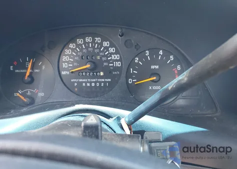 1999 Chevrolet Monte Carlo Ls z USA, uszkodzony, nr VIN 2G1WW12M2X9288465